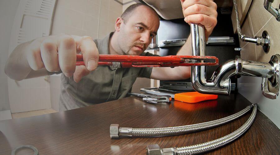 Professional water heater repair in Holyoke, MN